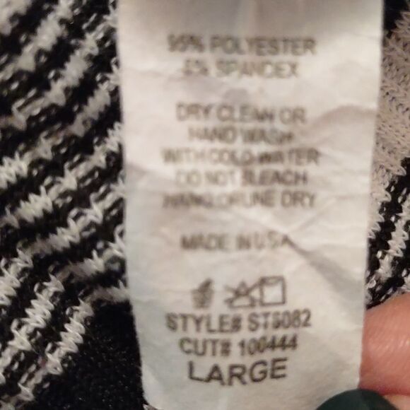 FSL Apparel Size L black white stripe bell sleeve V neck Knotted tie waist top - Picture 8 of 8
